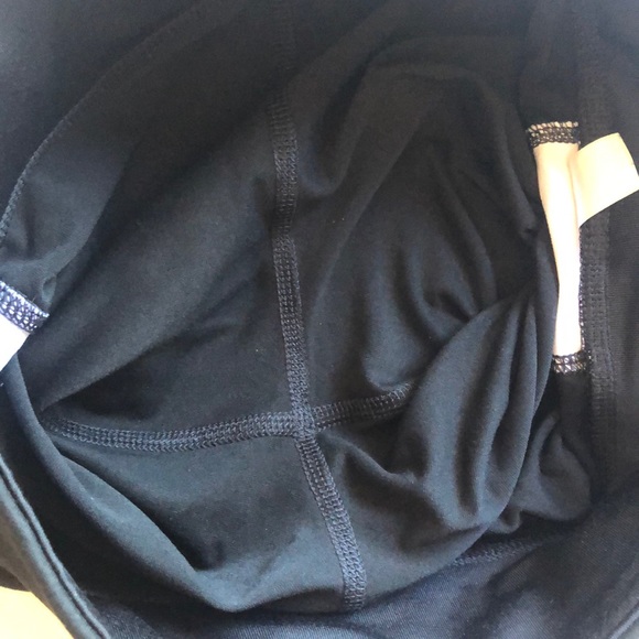 PINK VS Ultimate leggings size S - Picture 8 of 9